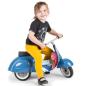 Mobile Preview: Dreirad Motorroller blau Ambostoys bei your little kingdom mit Kind Beispiel