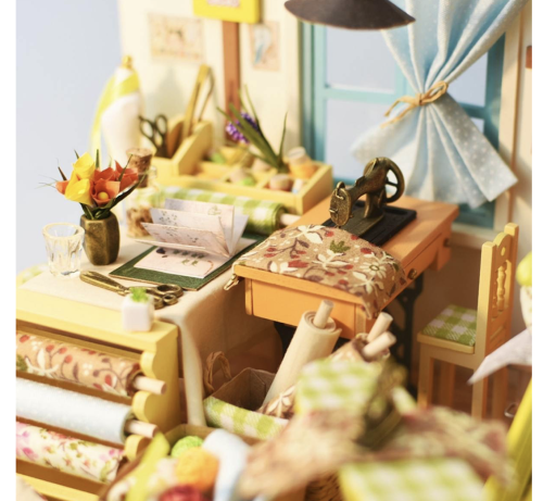 Preview: Rolife Lisas Nähstube bei your little kingdom 04