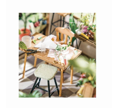 Preview: Rolife Emily´s Blumenladen bei your little kingdom 02