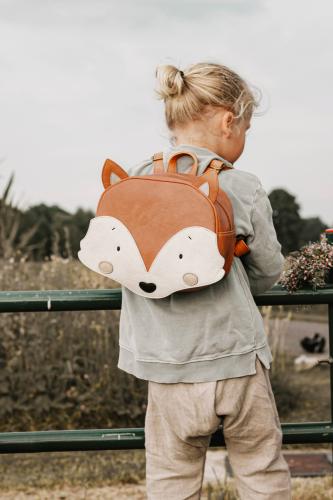 little who Kinderrucksack Fuchs Elvis bei your little kingdom Beispiel mit Kind