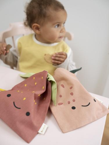 Snackbeutel Erdbeere FABELAB bei your little kingdom dekoriert mit Baby