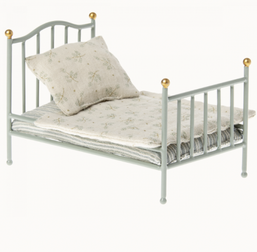 Maileg vintage Bett Maus minze bei your little kingdom  02