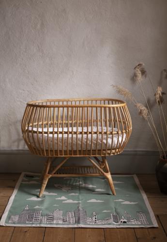 Pelliani Babykrippe Rattan bei your little kingdom dekobeispiel mit Betthimmel
