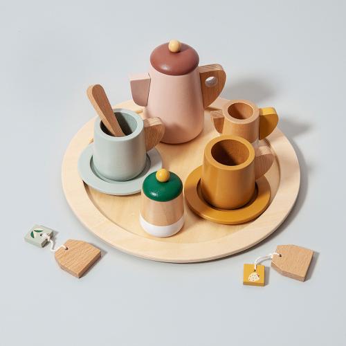 Puppengeschirr Set Holz Petit Monkey bei your little kingdom